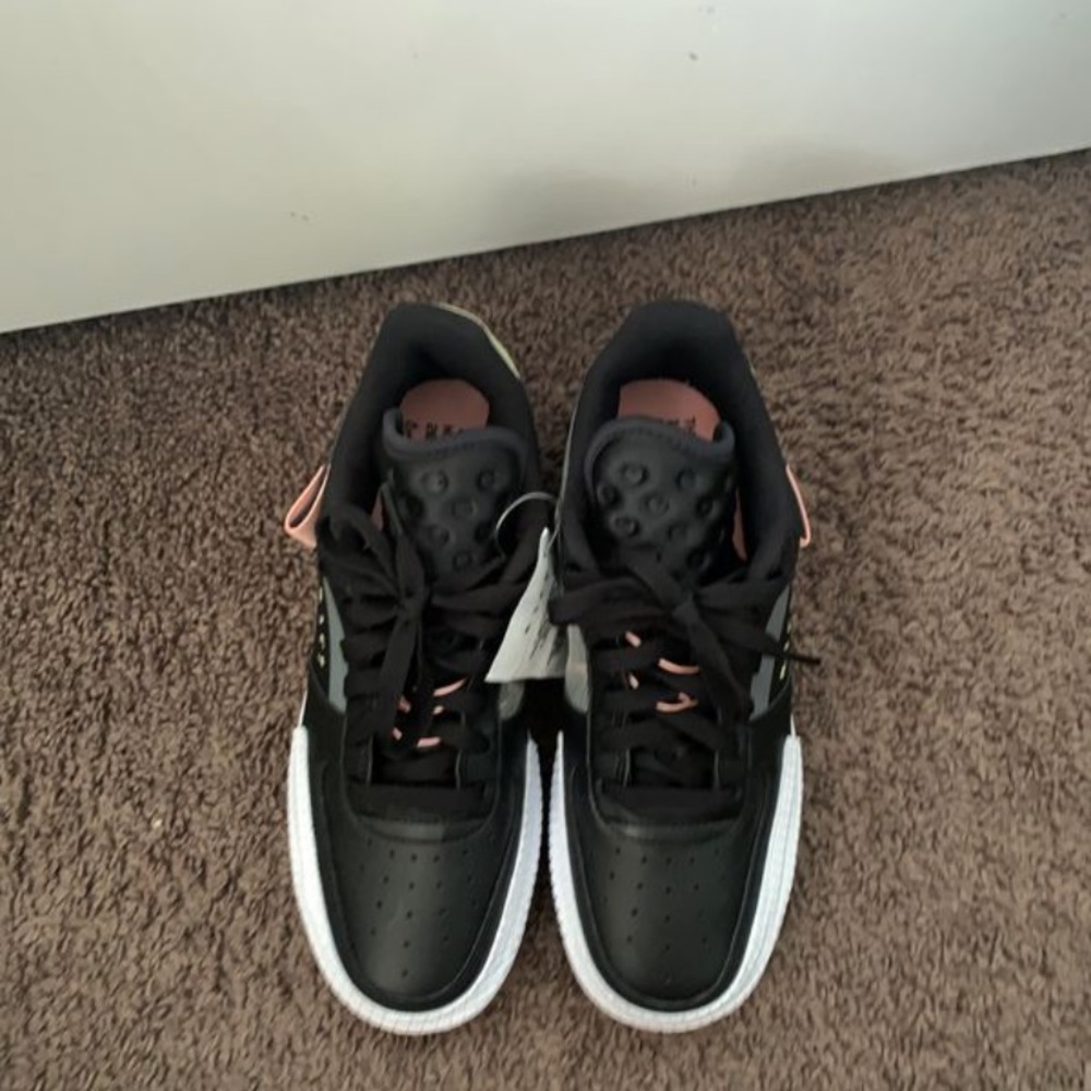 air forces - Picture 6 of 6